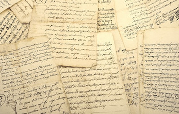 Opatów/ Unikatowe rękopisy z XV w. wróciły po konserwacji do Biblioteki Kapituły Kolegiaty