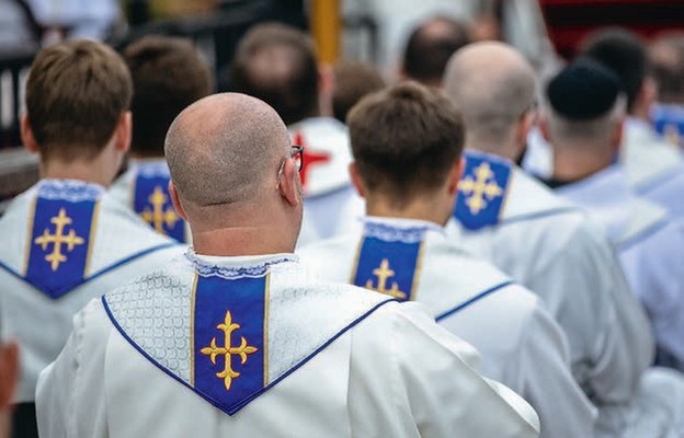 Potrzebujemy kapłanów, a oni potrzebują ciągłej formacji - konferencja w Watykanie