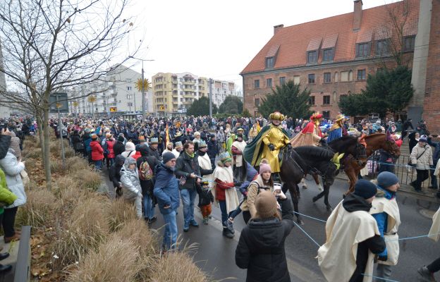 We wrocławskim orszaku wzięła udział rekordowa liczba 12 tysięcy osób.
