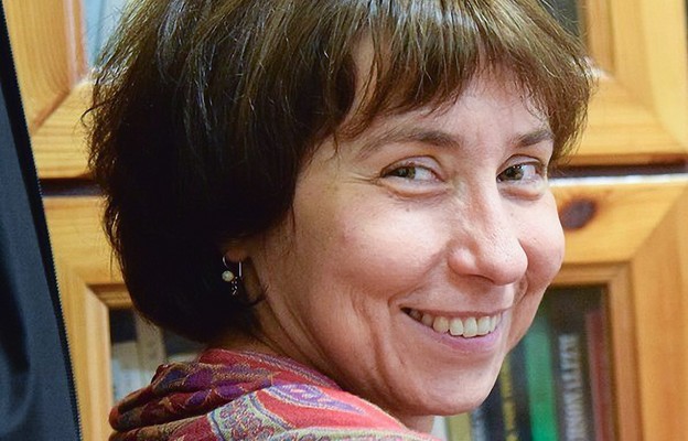 Anna Sieprawska jest członkiem Rady Dialogu Ekumenicznego i  międzyreligijnego Archidiecezji Krakowskiej.