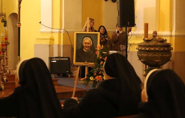 Siostry elżbietanki dziękowały za dar rozpoczęcia procesu beatyfikacyjnego we wschowskiej farze podczas uroczystej Eucharystii