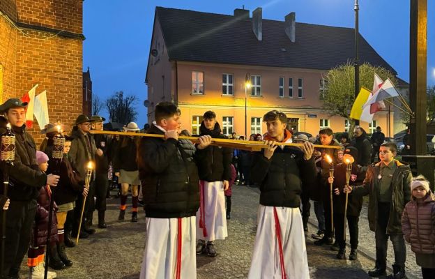 Droga Krzyżowa ulicami Drezdenka