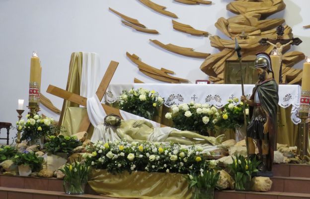 Dekoracje Grobu Pańskiego w kościołach diecezji zielonogórsko-gorzowskiej