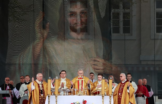 Inauguracja nawiedzenia Obrazu Jasnogórskiego w archidiecezji częstochowskiej, Wieluń 6.04.2024