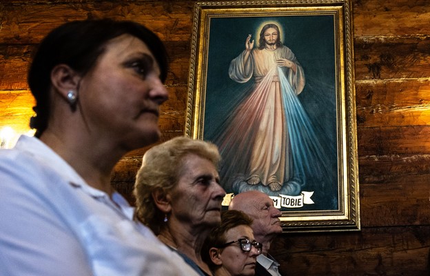 Katoliccy duszpasterze obcokrajowców: w ostatnich miesiącach wzrosła w Polsce liczba uczestników Mszy św.