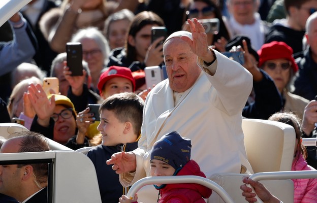 Papież do Polaków: bądźcie wierni dziedzictwu św. Jana Pawła II