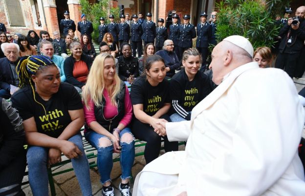 Papież w Wenecji: paradoksalnie, pobyt w więzieniu może oznaczać nowy początek