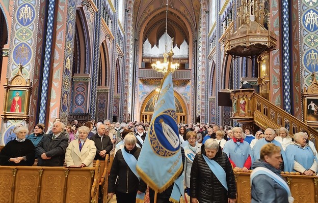 W tym roku diecezjalny zjazd Żywego Różańca zgromadził ponad 400 osób