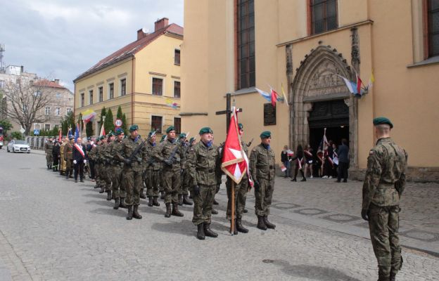 Uroczystość uświetniła Kompania Honorowa 10. Brygady Łączności z Wrocławia
