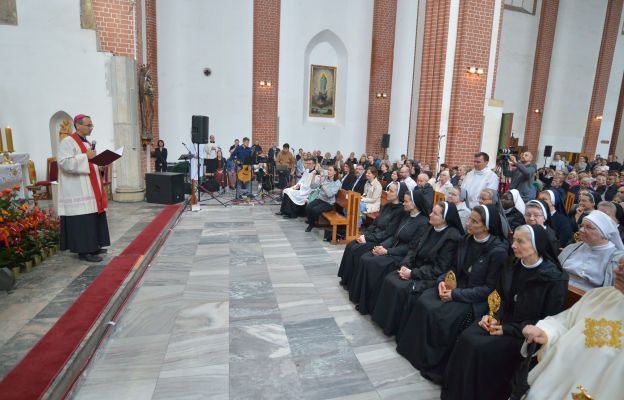 Katecheza bpa Macieja Małygi rozpoczęła otwarcie synodu w naszej diecezji.