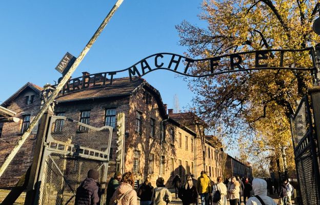 Portugalia: maratończyk biegnący do Auschwitz odwiedzi sanktuarium w Fatimie