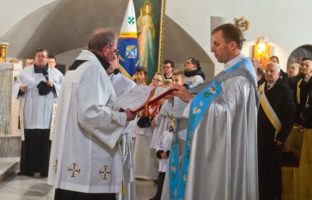 Peregrynacja jest pogłębieniem naszej relacji z Maryją – powiedział ks. Robert Grohs