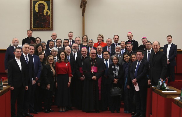 Spotkanie Przedstawicieli Konferencji Episkopatu Polski z Korpusem Dyplomatycznym (Warszawa, 8.04.2025 r.)