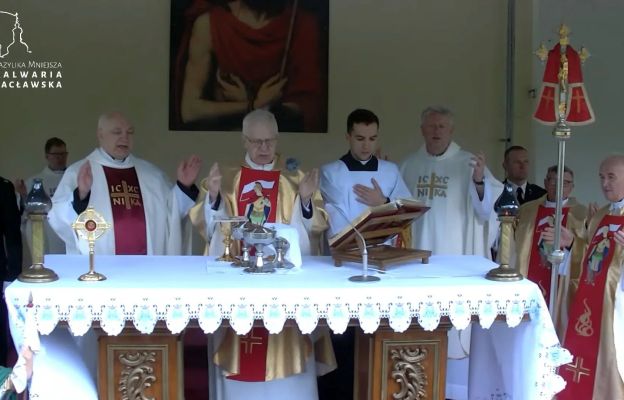 Mszy św. przewodniczył abp Józef Michalik